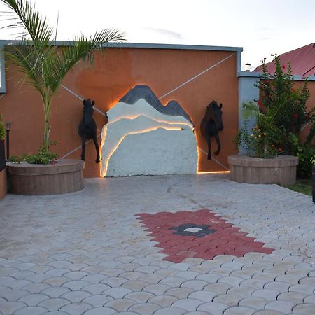 Brand Hotel Dodoma Exterior photo