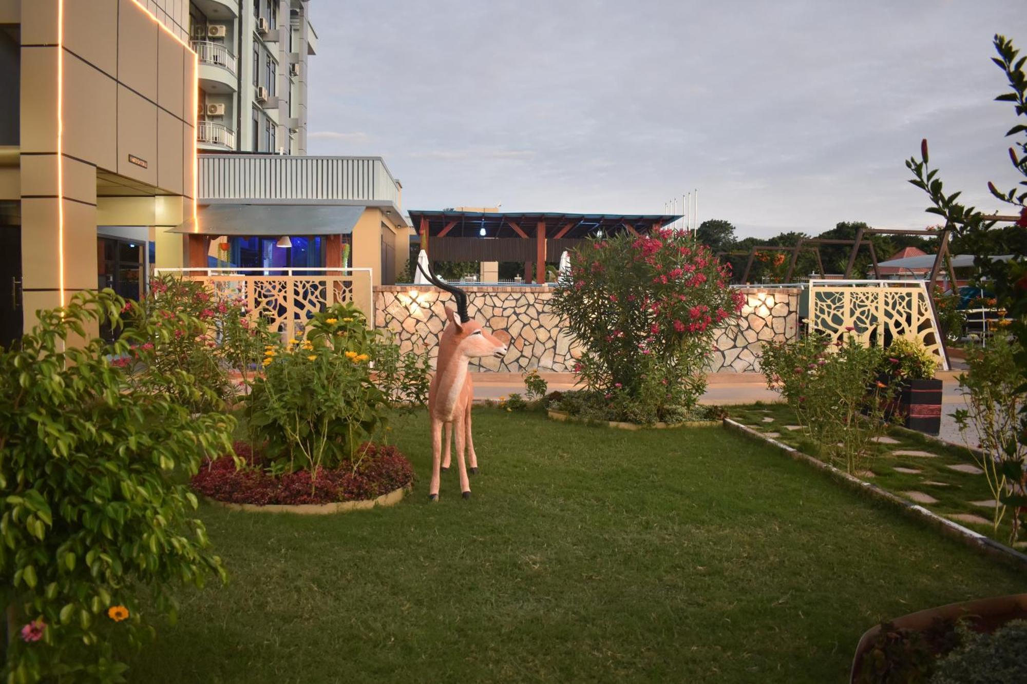 Brand Hotel Dodoma Exterior photo